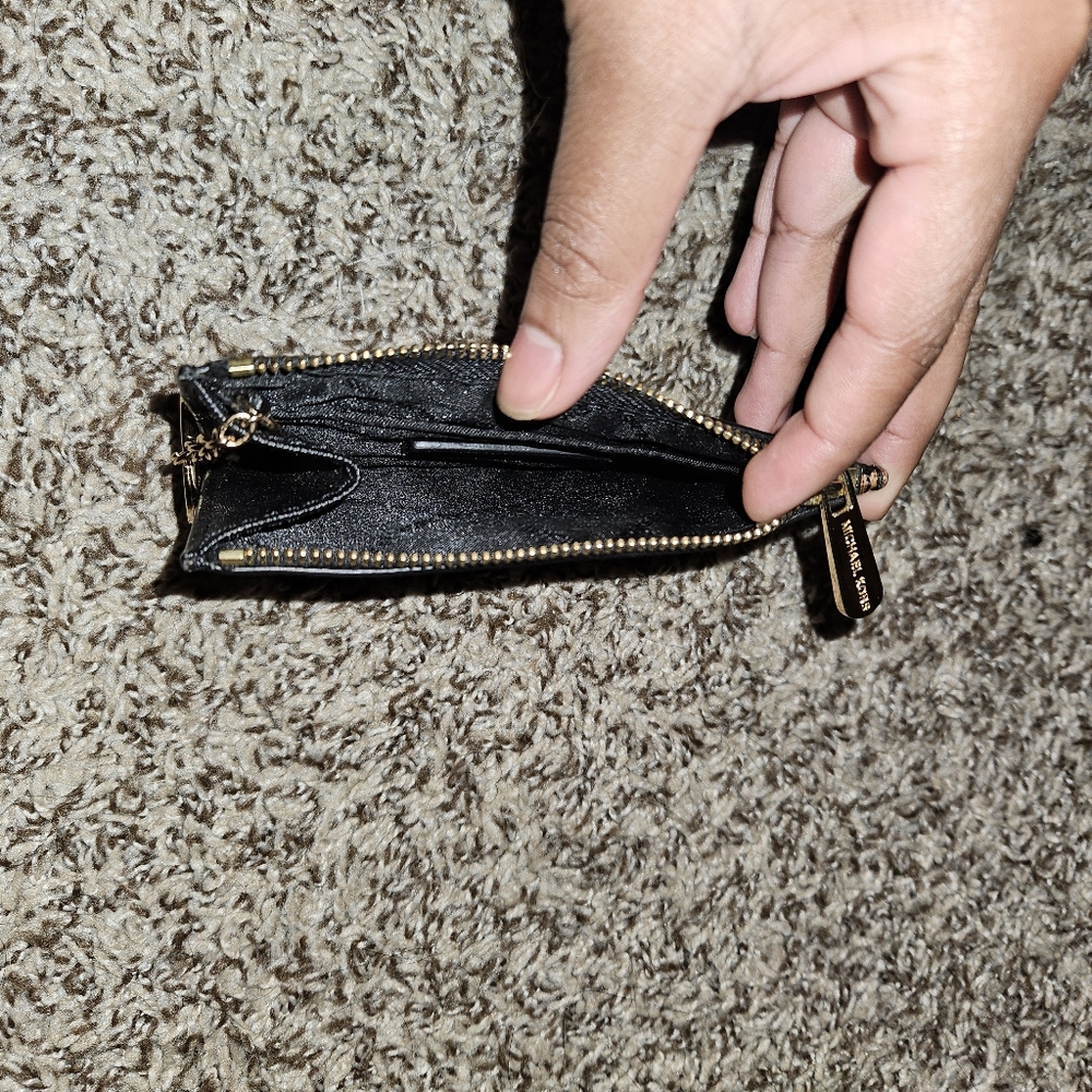 Michael Kors Animal Print Cross Body And Coin Purse - Picture 6 of 7